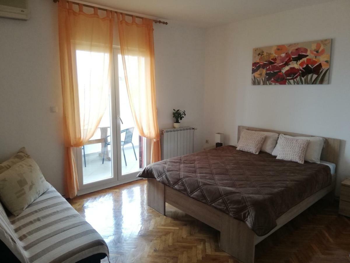 Studio Apartman Antonia Rtina Exterior photo
